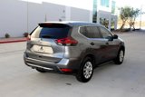 Used 2018 Nissan Rogue S image 5