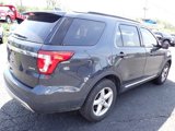 Used 2017 Ford Explorer XLT w/ Equipment Group 202A image 5