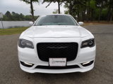 Used 2022 Chrysler 300 Touring L image 5