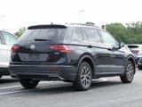 Used 2019 Volkswagen Tiguan SE w/ Panoramic Sunroof Package image 3