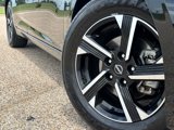Used 2024 Nissan Sentra SV image 2