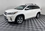 Used 2017 Toyota Highlander Limited image 4