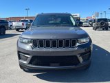 Used 2023 Jeep Grand Cherokee Laredo image 2