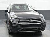 Used 2023 Volkswagen Tiguan SE image 5