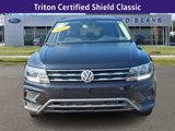 Used 2018 Volkswagen Tiguan SE w/ Panoramic Sunroof Package image 3