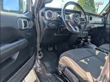 Used 2022 Jeep Wrangler Unlimited Sahara image 6