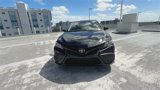 Used 2023 Toyota Camry SE image 3