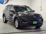 Used 2022 Ford Explorer XLT image 3