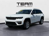Used 2022 Jeep Grand Cherokee Limited image 3
