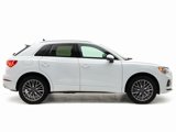 Used 2022 Audi Q3 2.0T Premium w/ Convenience Package image 2