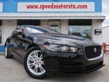 Used 2017 Jaguar XE Premium image 2