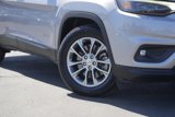 Used 2019 Jeep Cherokee Latitude Plus w/ Comfort/Convenience Group image 2