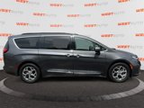 Used 2022 Chrysler Pacifica Limited image 6