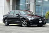 Used 2022 Hyundai Sonata SEL w/ Convenience Package image 2