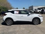 Used 2024 Nissan Kicks SV image 2