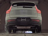 Certified 2025 Volvo XC40 B5 Plus image 2