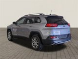 Used 2018 Jeep Cherokee Limited image 6