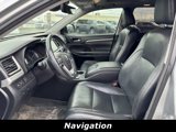 Used 2017 Toyota Highlander Limited image 3
