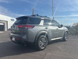 Used 2024 Nissan Pathfinder SV image 5