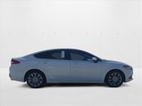 Used 2017 Ford Fusion SE image 4