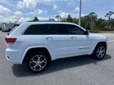 Used 2020 Jeep Grand Cherokee Overland image 2