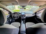 Used 2020 Ford Escape SE image 2