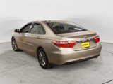 Used 2017 Toyota Camry SE image 3