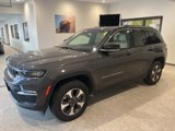 Used 2022 Jeep Grand Cherokee Limited 4xe image 3