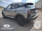 Used 2025 Nissan Kicks SR image 3