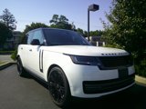 Used 2023 Land Rover Range Rover SE image 3