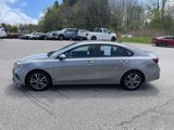 Used 2022 Kia Forte LXS image 2
