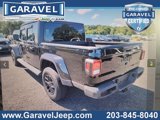 Used 2022 Jeep Gladiator Sport image 3