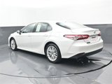 Used 2019 Toyota Camry XLE image 3