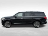 Used 2018 Lincoln Navigator L Reserve w/ Technology Package image 2