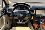 Used 2011 Volkswagen Touareg Sport image 5