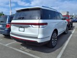 Used 2022 Lincoln Navigator Reserve image 4