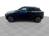 Used 2024 Chevrolet TrailBlazer LT w/ LT Cold Weather Package image 5