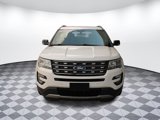 Used 2016 Ford Explorer XLT w/ Equipment Group 202A image 3