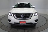 Used 2019 Nissan Pathfinder Platinum image 2
