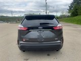 Used 2019 Ford Edge SE image 3