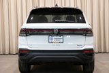 New 2025 Volkswagen Taos SE image 5