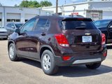 Used 2021 Chevrolet Trax LT w/ LT Convenience Package image 2