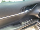 Used 2022 Toyota Camry XLE image 6