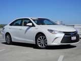 Used 2017 Toyota Camry XLE image 3