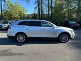 Used 2019 Lincoln MKT AWD image 3