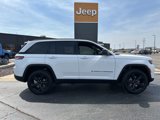 New 2025 Jeep Grand Cherokee Altitude image 3