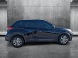 Used 2020 Nissan Kicks S image 4
