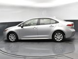 Used 2022 Toyota Corolla LE image 5
