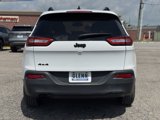 Used 2016 Jeep Cherokee Sport image 5