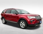 Used 2018 Ford Explorer XLT w/ Equipment Group 202A image 3